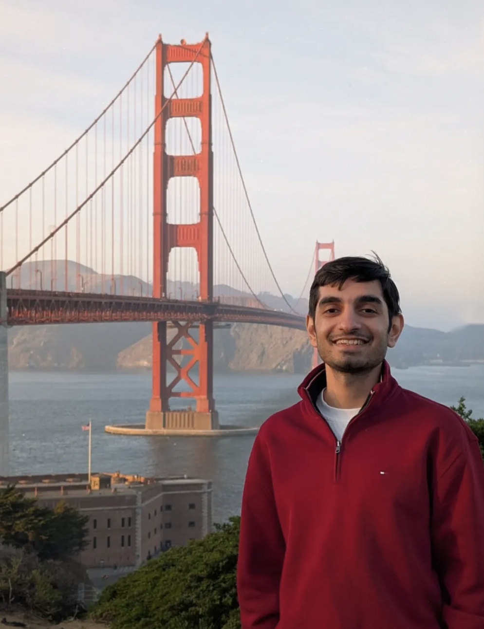 Kshitij Patil in front of the Golden Gate Bridge
